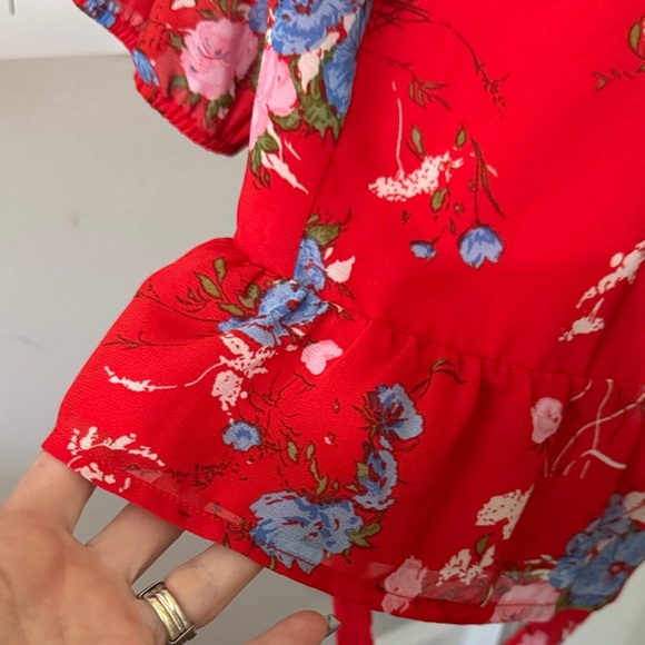 Wayf Scarlet Floral Wrap Blouse - Picture 4 of 9